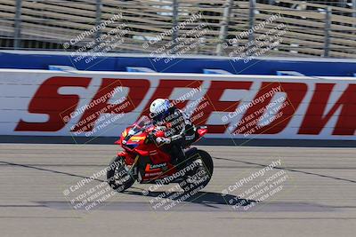 media/Aug-27-2022-Fastrack Riders (Sat) [[c588535105]]/Level 1/Session 1 Start Finish/